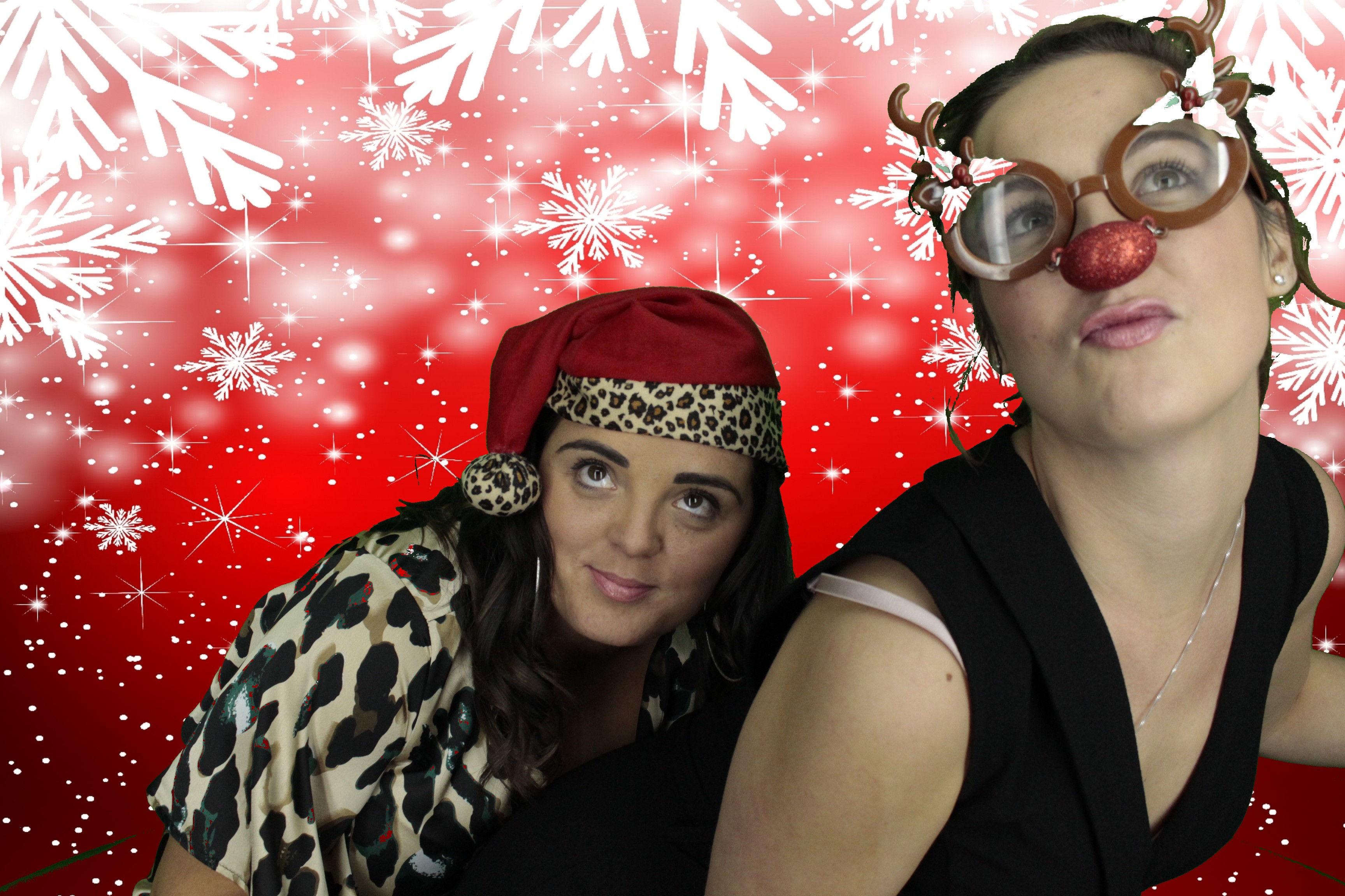 Silvermere Christmas Party | View more photos from the event at gallery.myphotoboothexperience.co.uk/u/MyPhotoBoothExperienceLtd/Silvermere-Christmas-Party-3